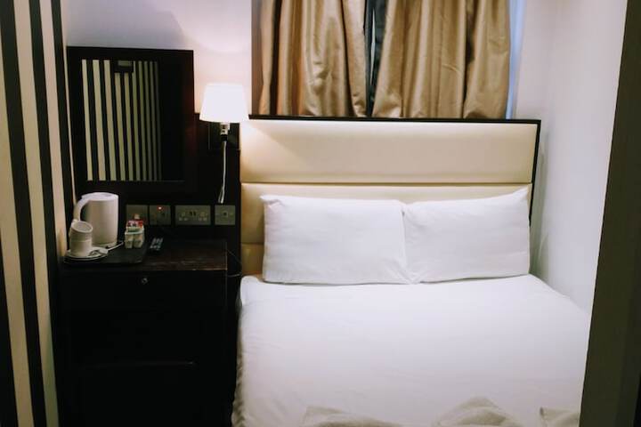 Room 15 of 79