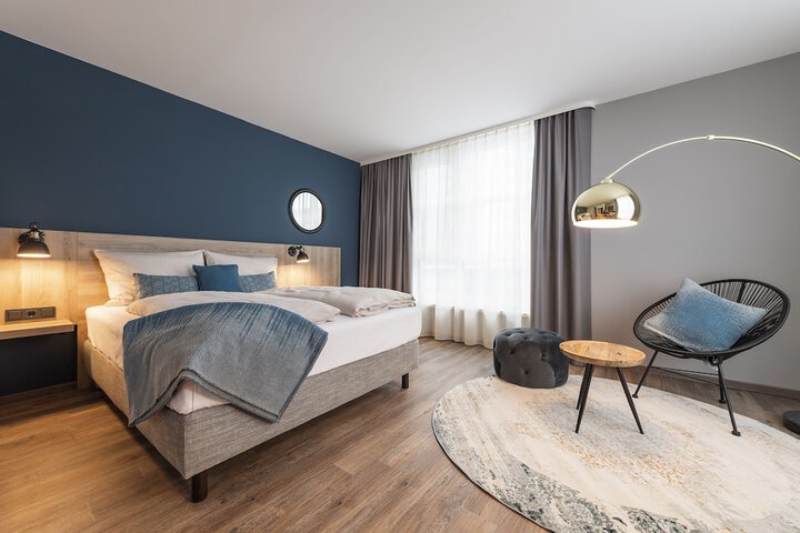 Room 6 of 39