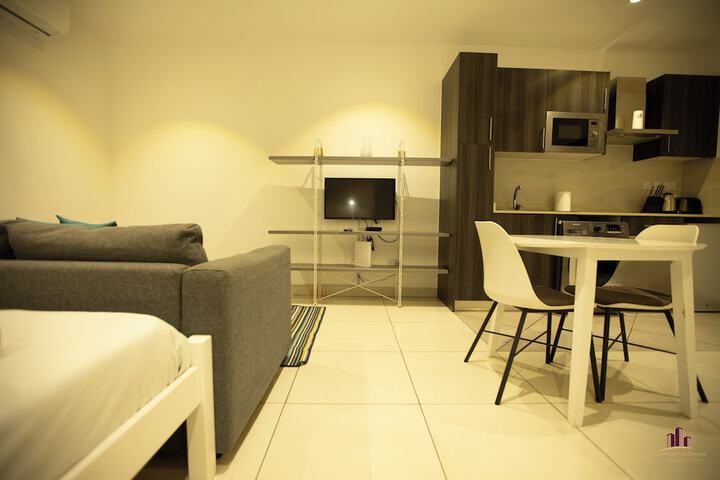 Room 44 of 158
