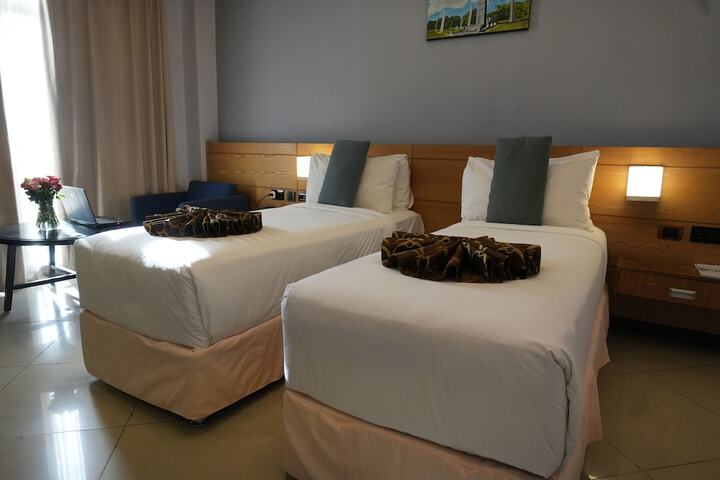 Room 40 of 173