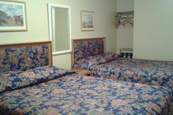 Room 3 of 41