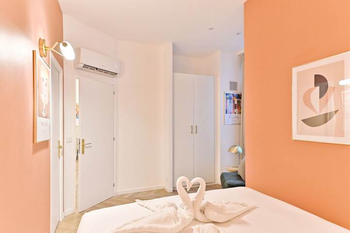Room 9 of 63