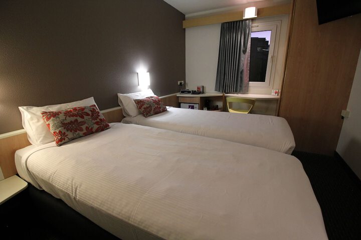 Room 8 of 51