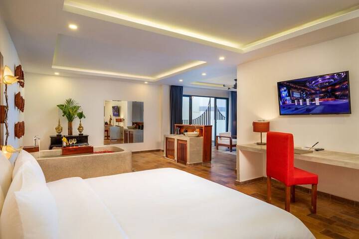 Room 14 of 28