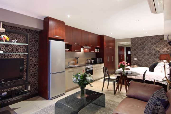 Room 3 of 60