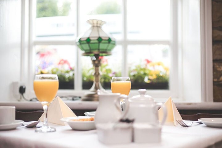 Breakfast/Coffee Service 23 of 38