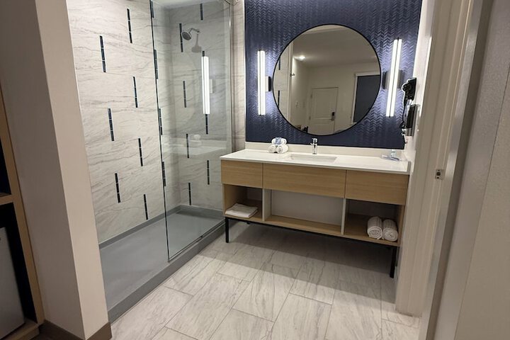 Room 18 of 31