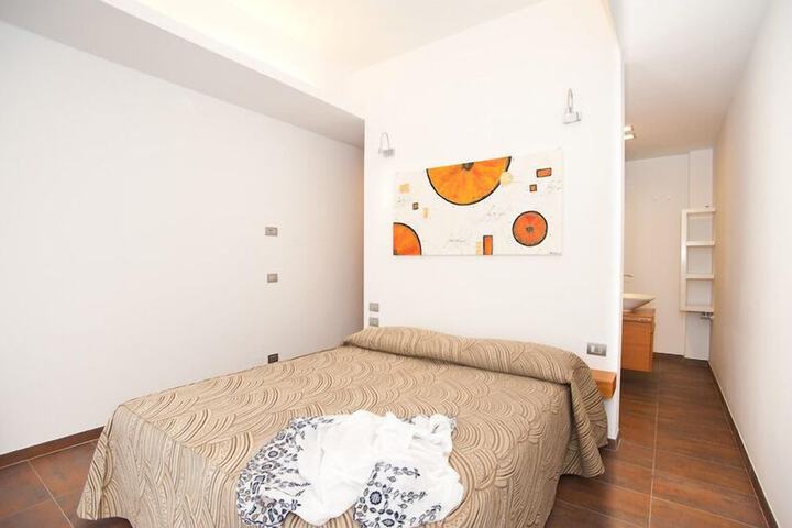 Room 10 of 45