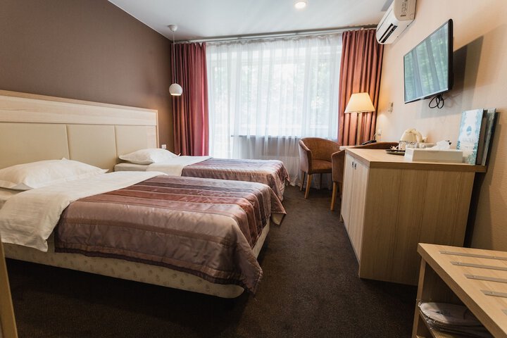 Room 4 of 47