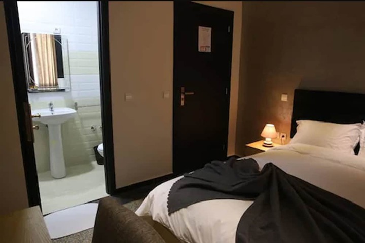 Room 21 of 26