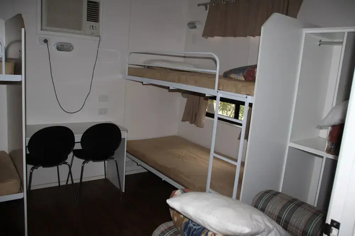 Room 2 of 18