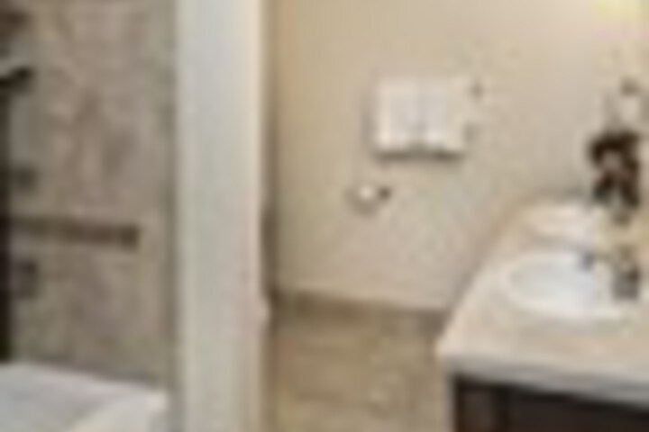 Room 62 of 87