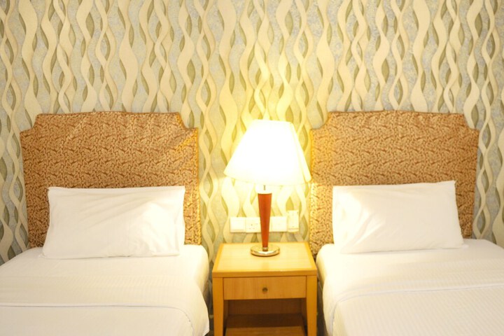 Room 14 of 36