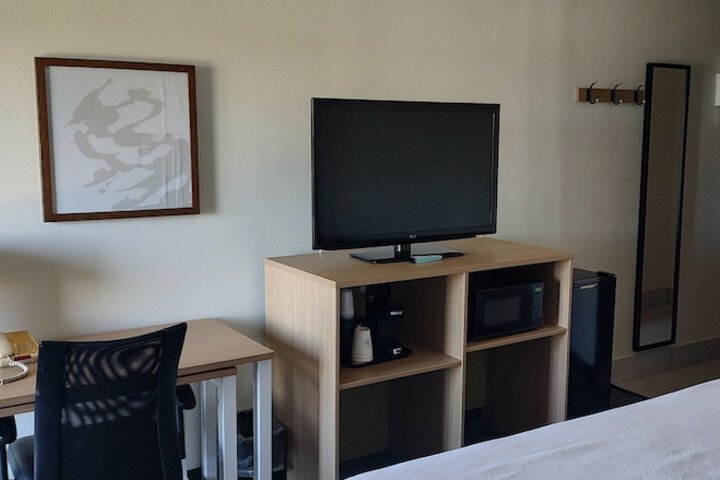 Room 19 of 40