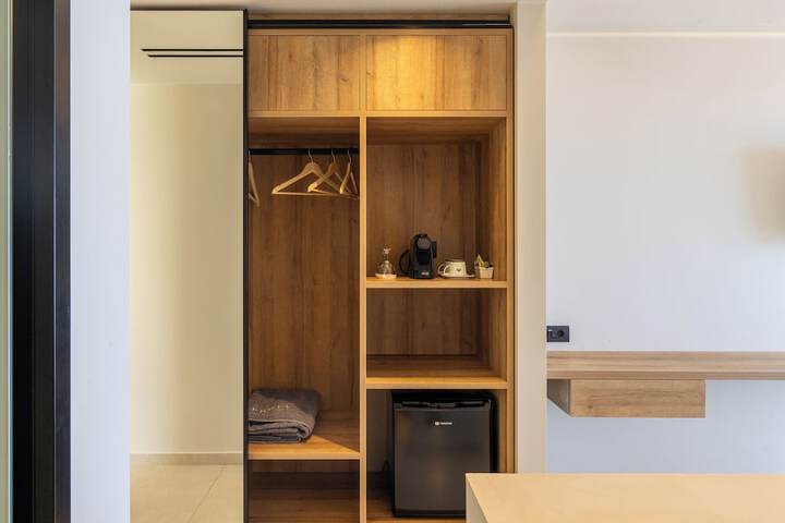 Room 12 of 47