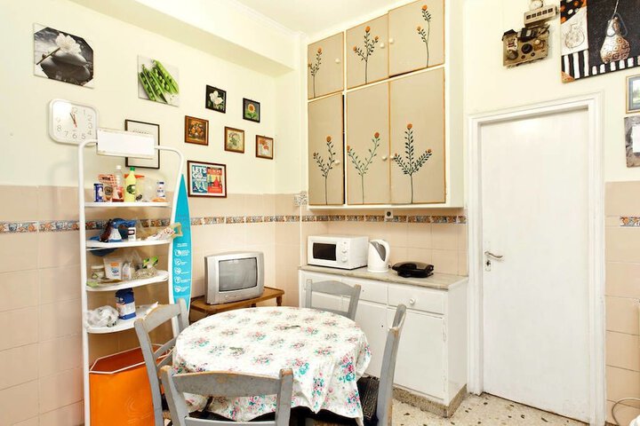 Room 12 of 21