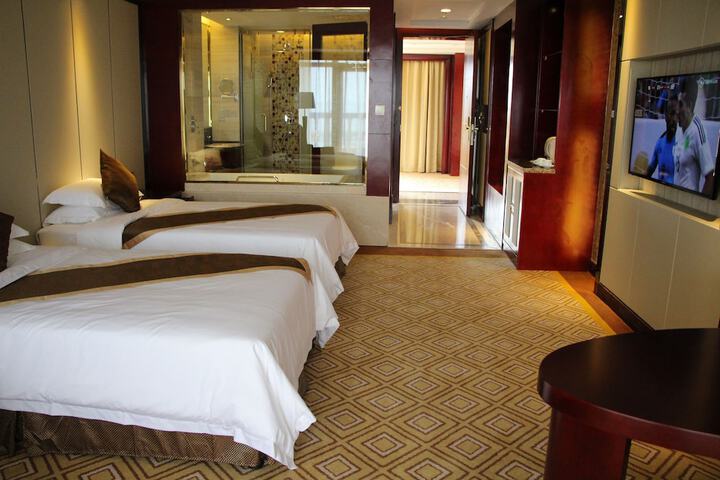Room 8 of 46
