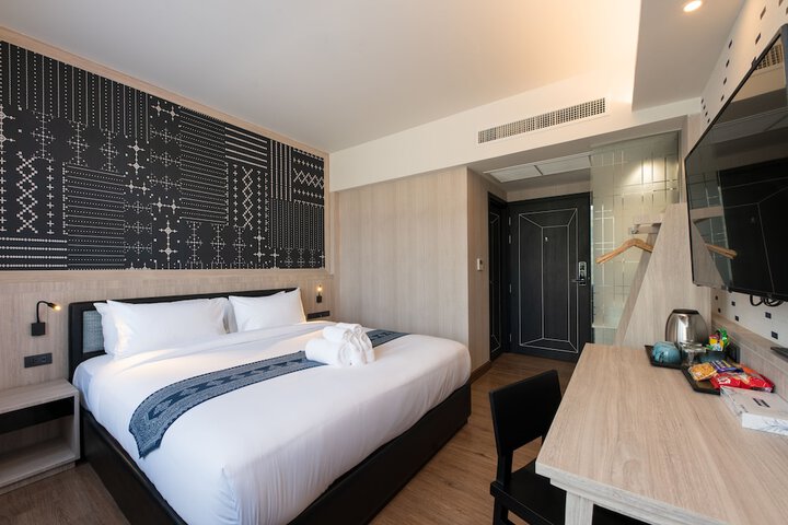 Room 12 of 69