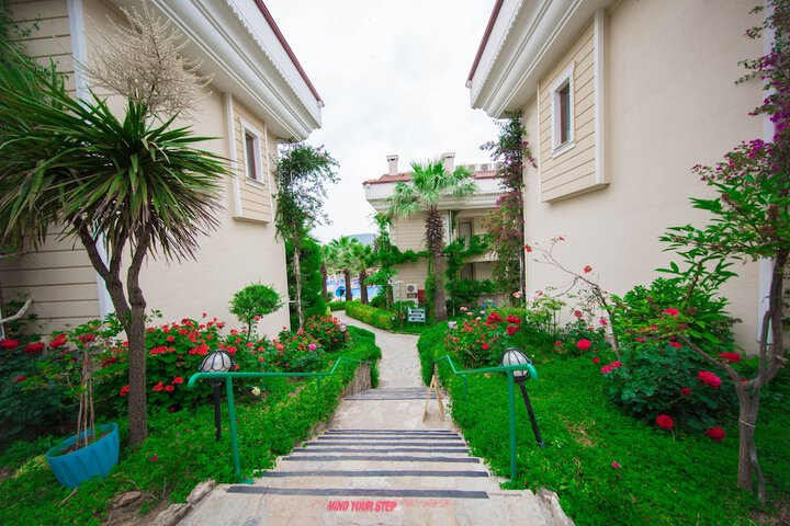 Hotel 33 of 53