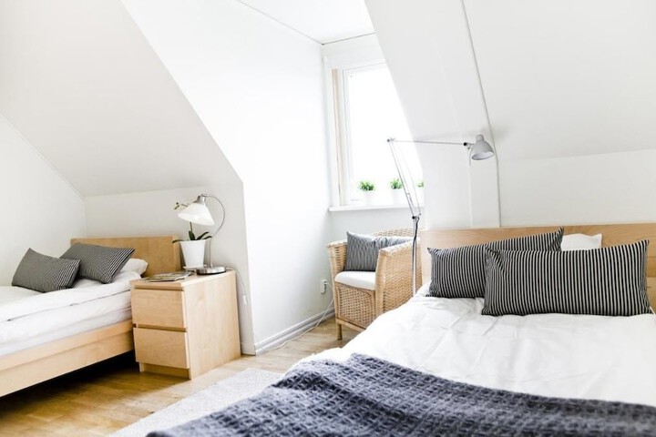 Room 8 of 45