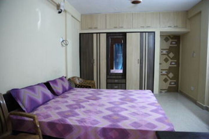 Room 6 of 36