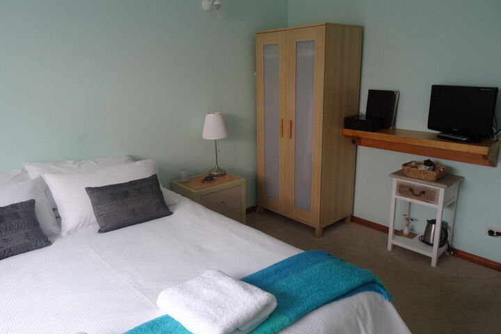 Room 15 of 26