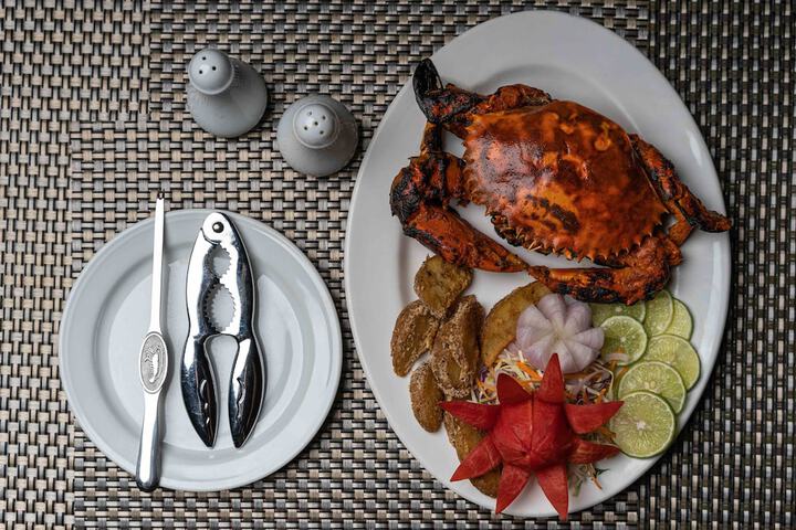 Dining 45 of 57
