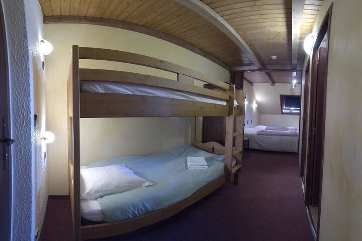 Room 19 of 60