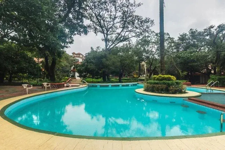 Pool 8 of 11