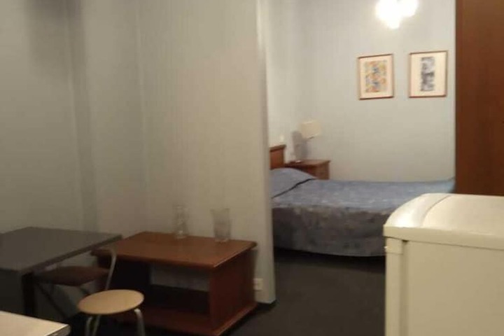 Room 4 of 35