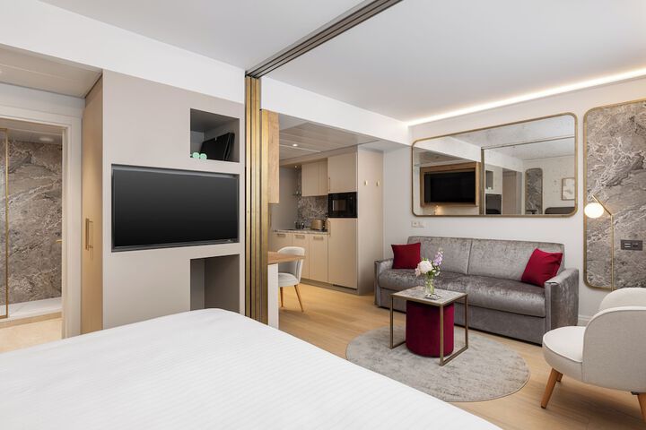 Room 54 of 97