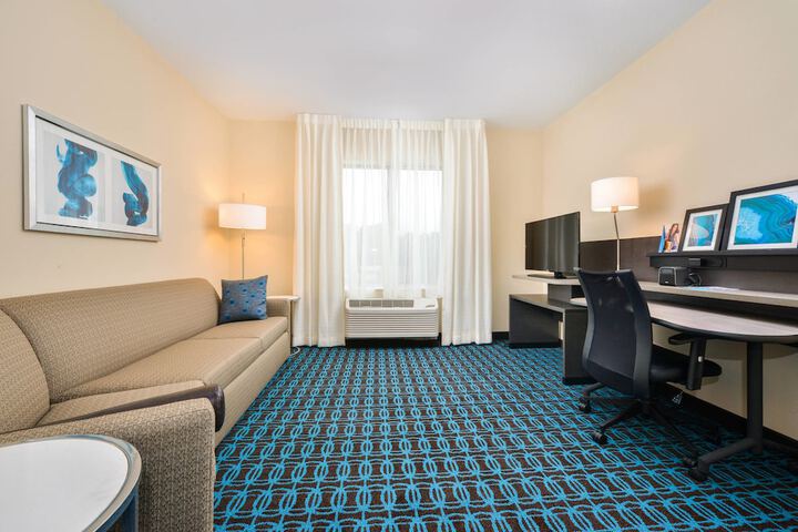 Fairfield Inn & Suites by Marriott Raleigh Cary Cary | Bookonline.com