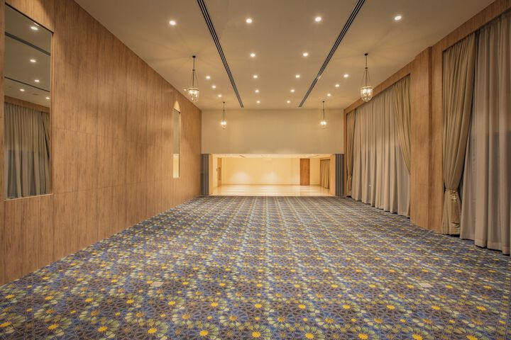 Ballroom/Hall 44 of 51