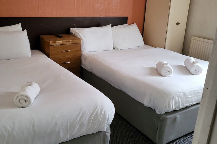 Room 77 of 109