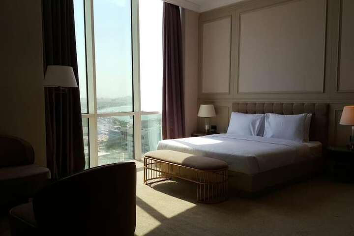 Room 12 of 60