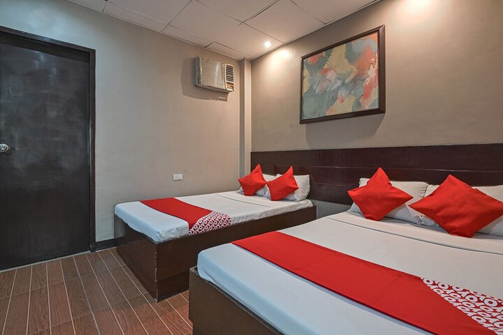 Room 18 of 42