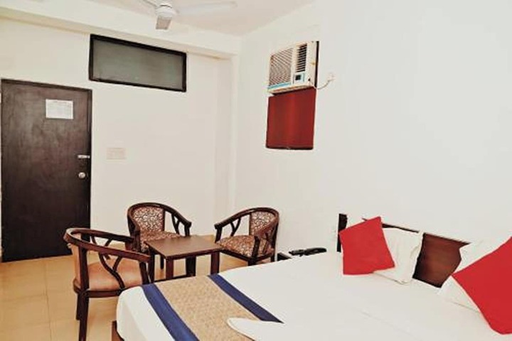 Room 45 of 90