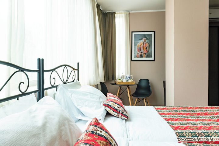 Room 45 of 95