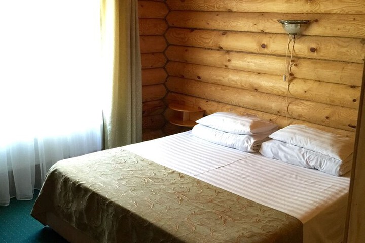 Room 8 of 38