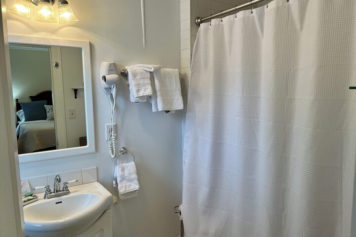Room 41 of 65