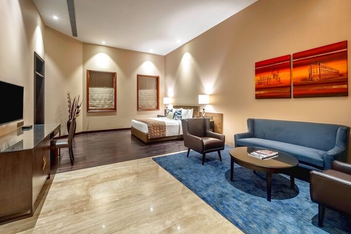 Room 28 of 55