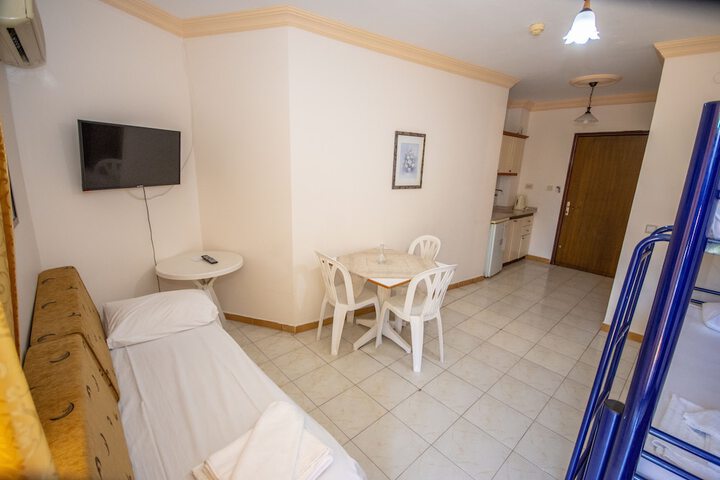 Room 29 of 86