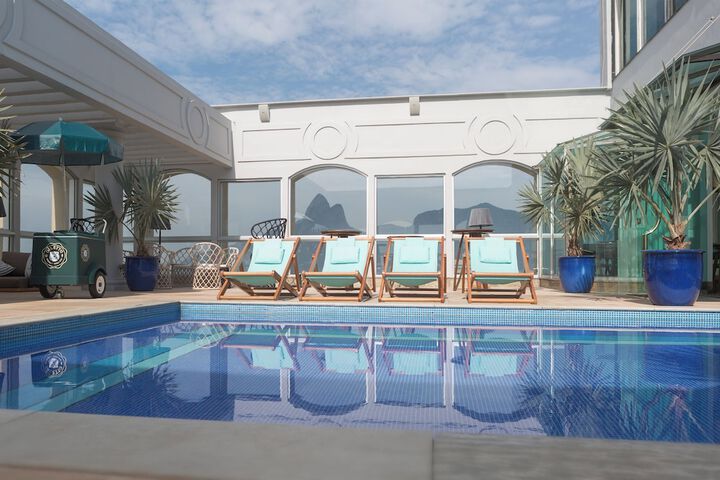 Pool 75 of 130