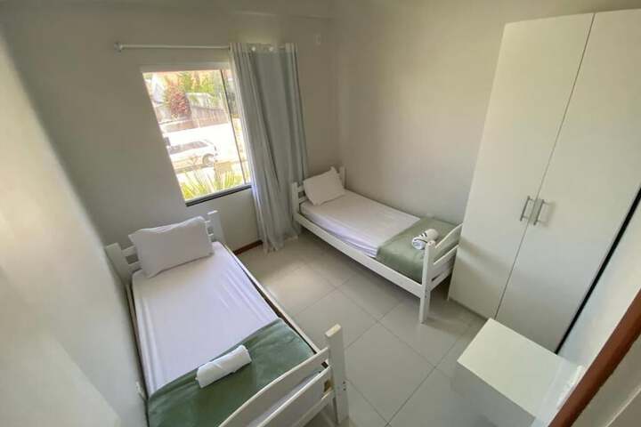 Room 4 of 79