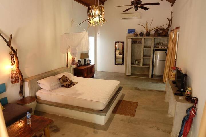 Room 6 of 43