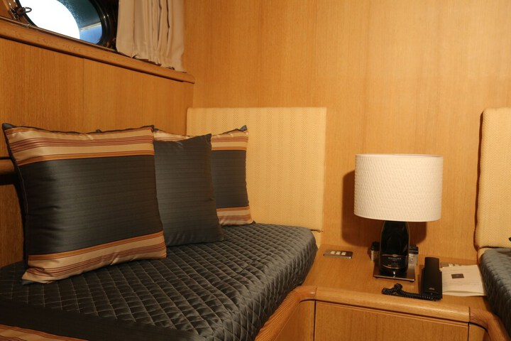 Room 7 of 39
