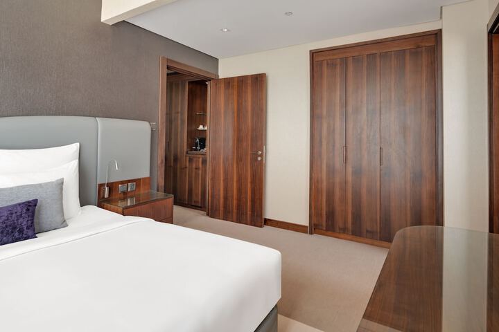 Room 16 of 277