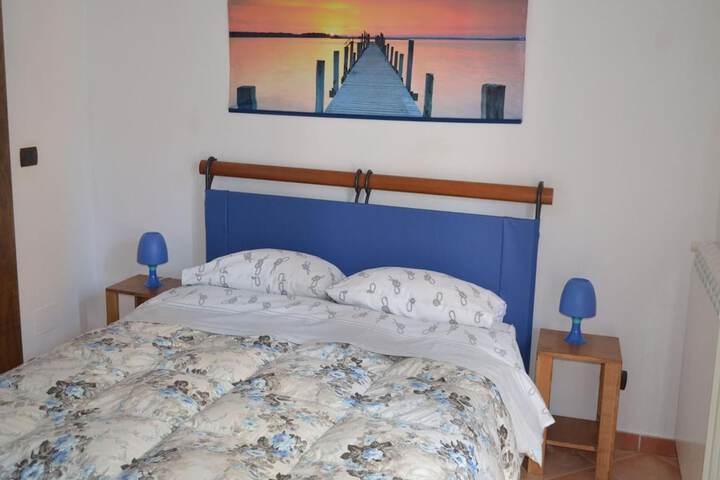 Room 9 of 35