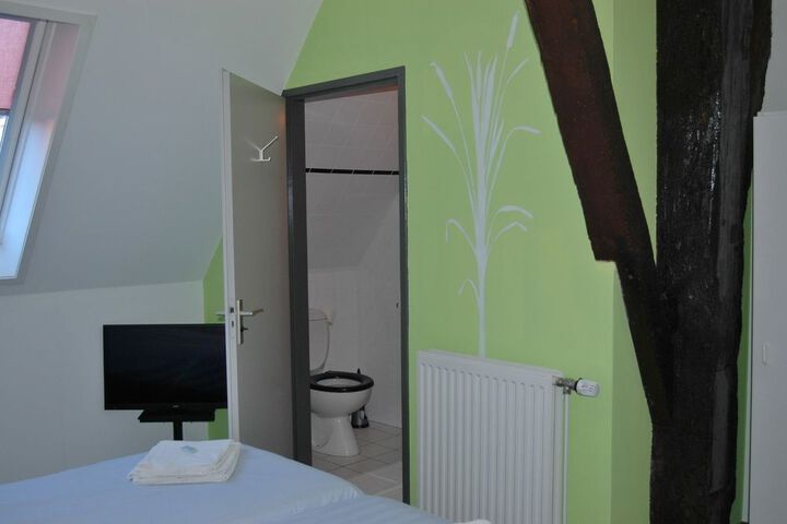 Photo 9