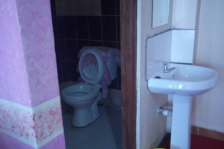 Room 53 of 73
